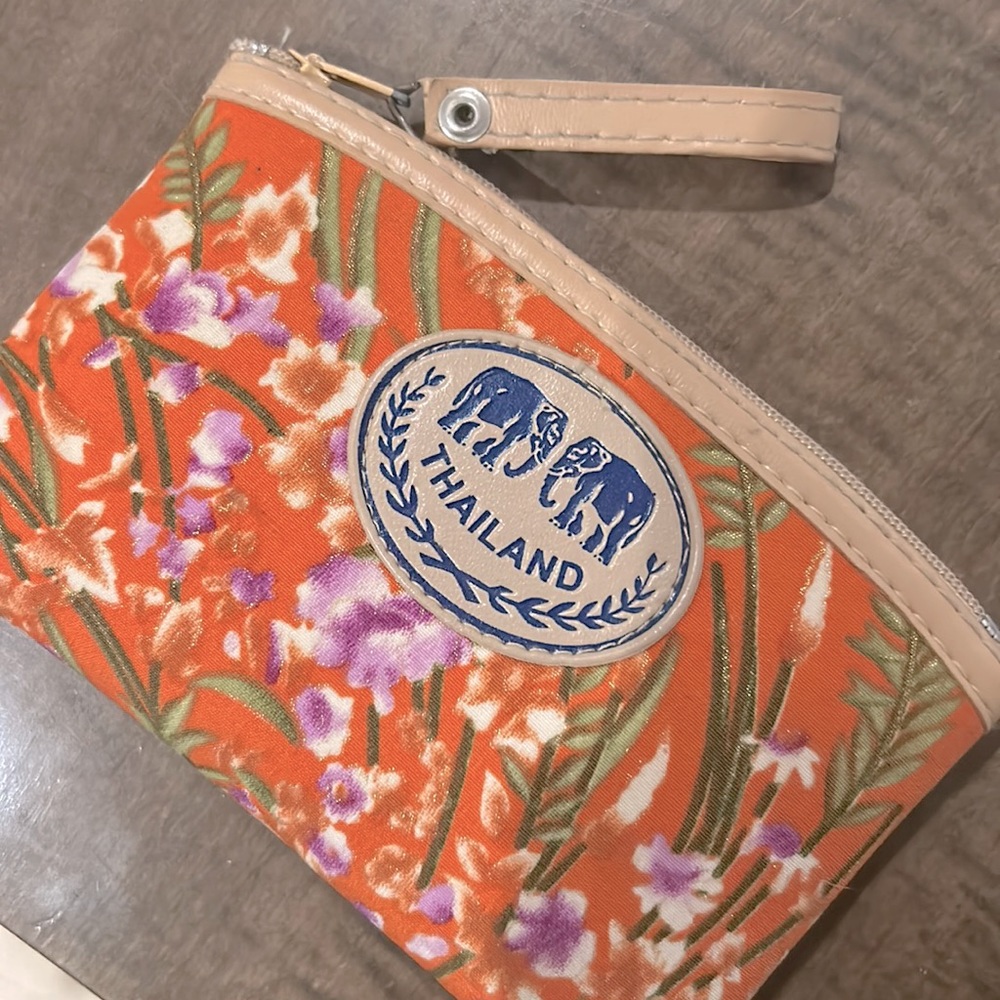 Floral Zip Pouch - Picture 1 of 3